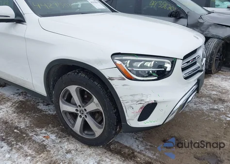 2022 Mercedes-Benz Glc 300 4Matic Suv z USA, uszkodzony, nr VIN W1N0G8EB8NG107907